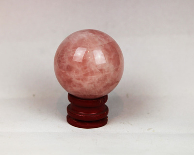 粉水晶球